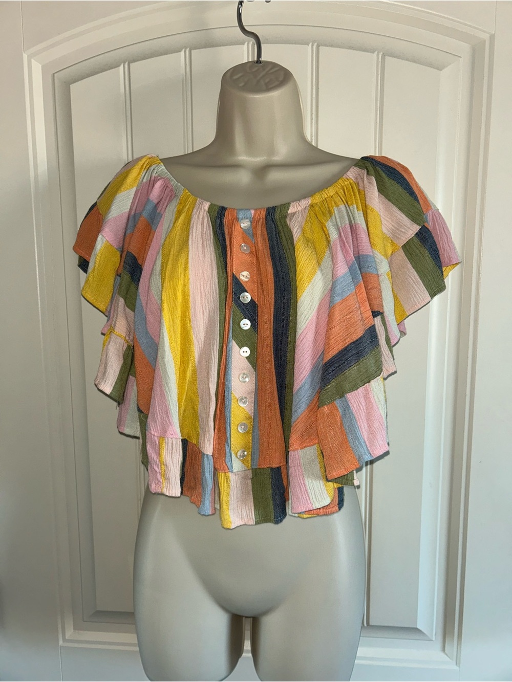 NEW Angie Striped Multi-Color Boho Ruffle Button-Front Women’s Top Sz M